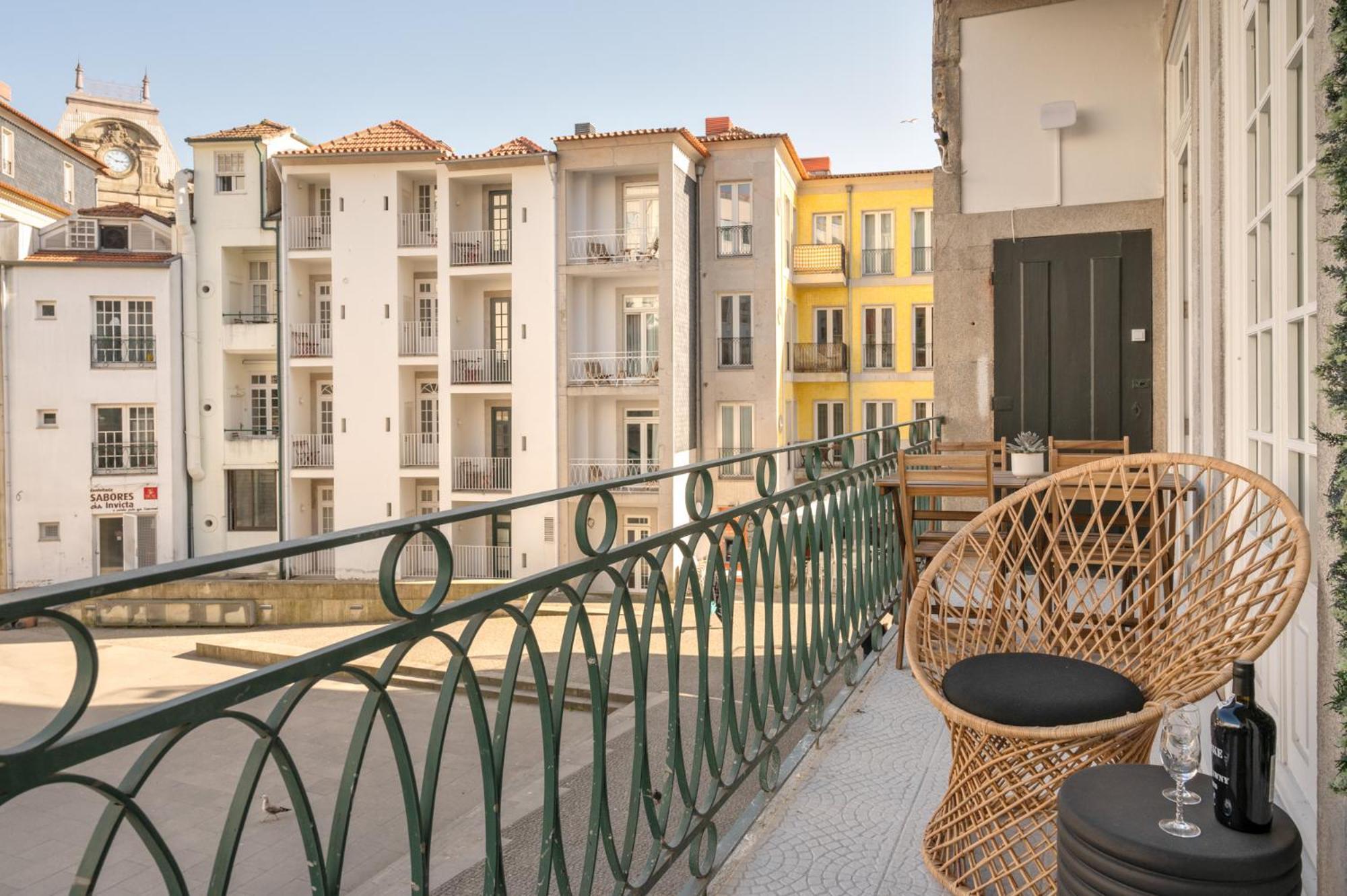 42 1t Cardosas Block Historic Ap Apartamento